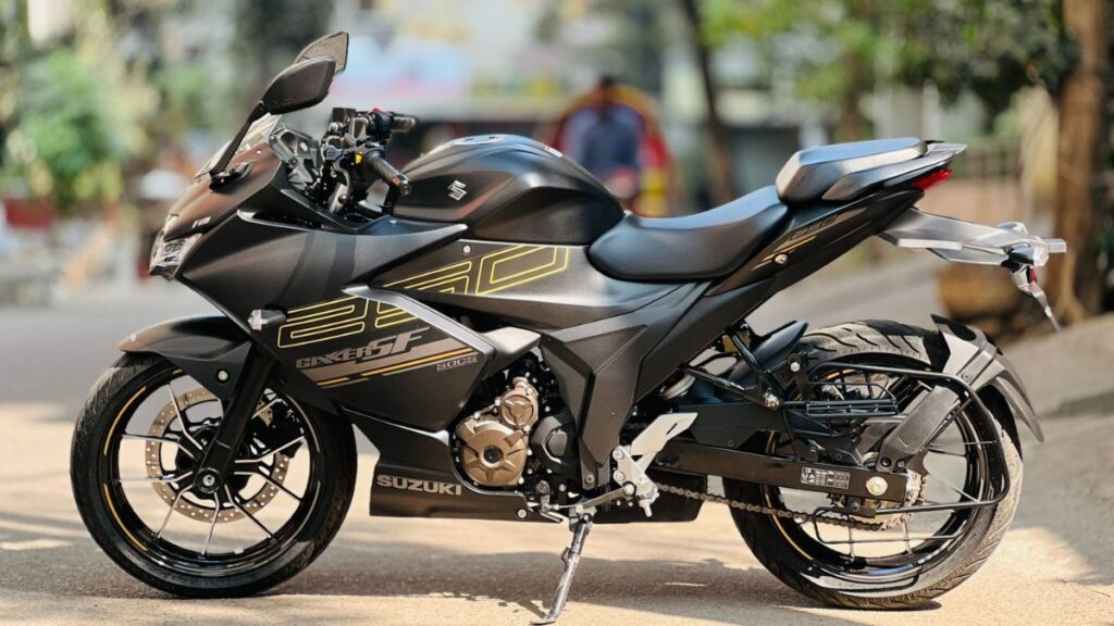 Suzuki Gixxer SF 250 Suzuki Gixxer SF 250