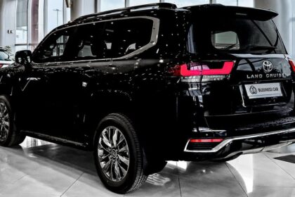 Land Cruiser 300
